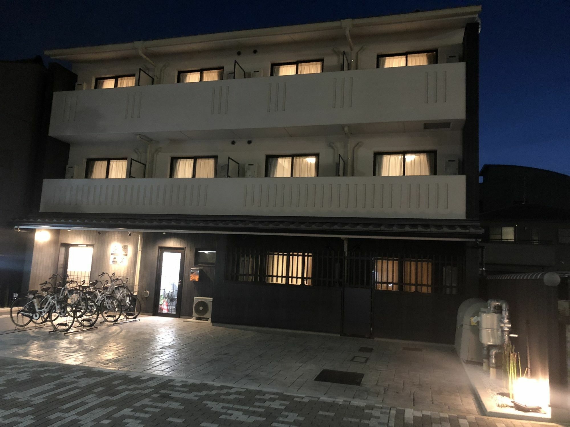 Tabist Kyogura Kyoto Nijo Hotel Exterior photo